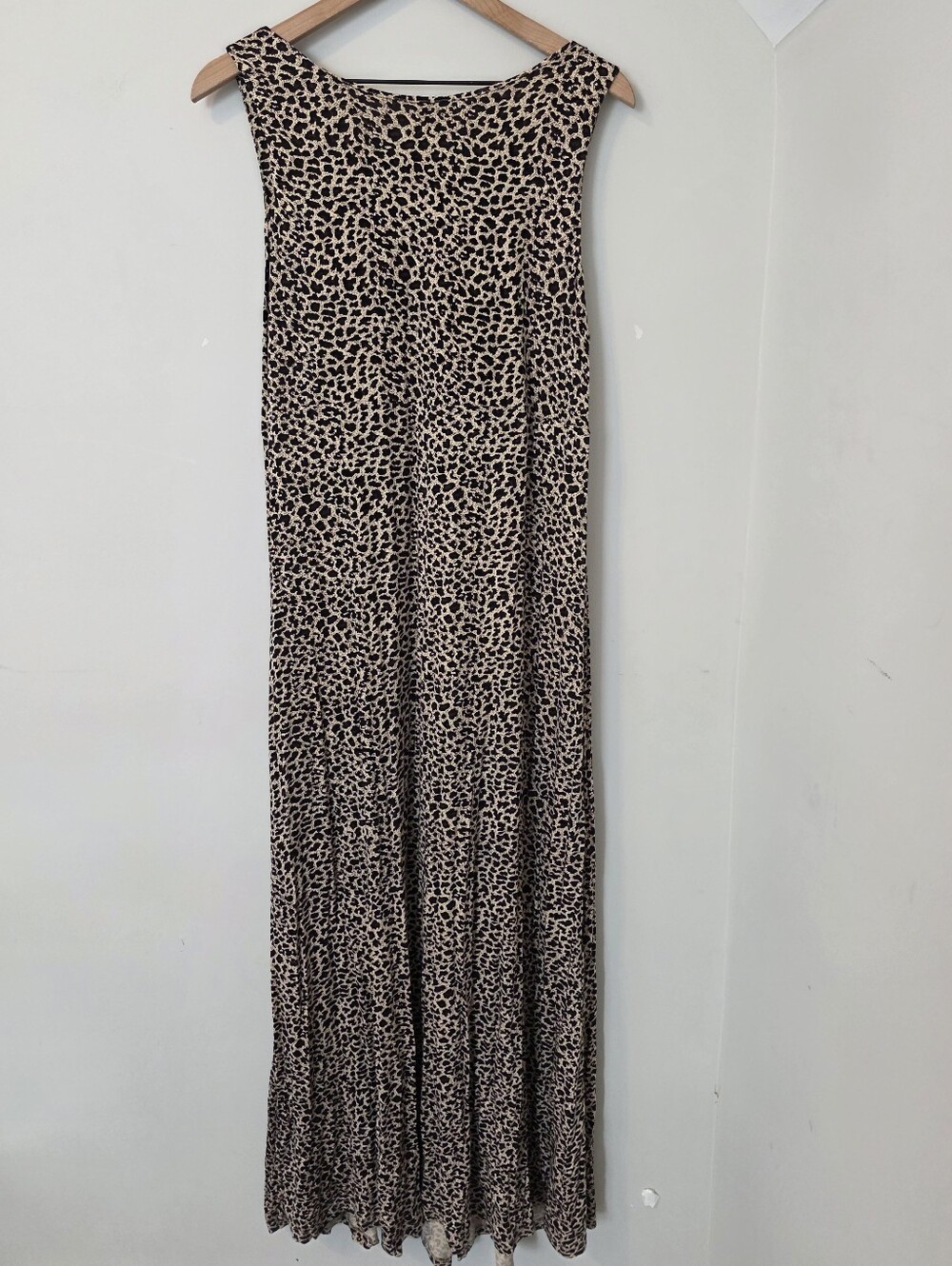 Monroe & Main sleeveless maxi dress leopard print 1X - Picture 5 of 9